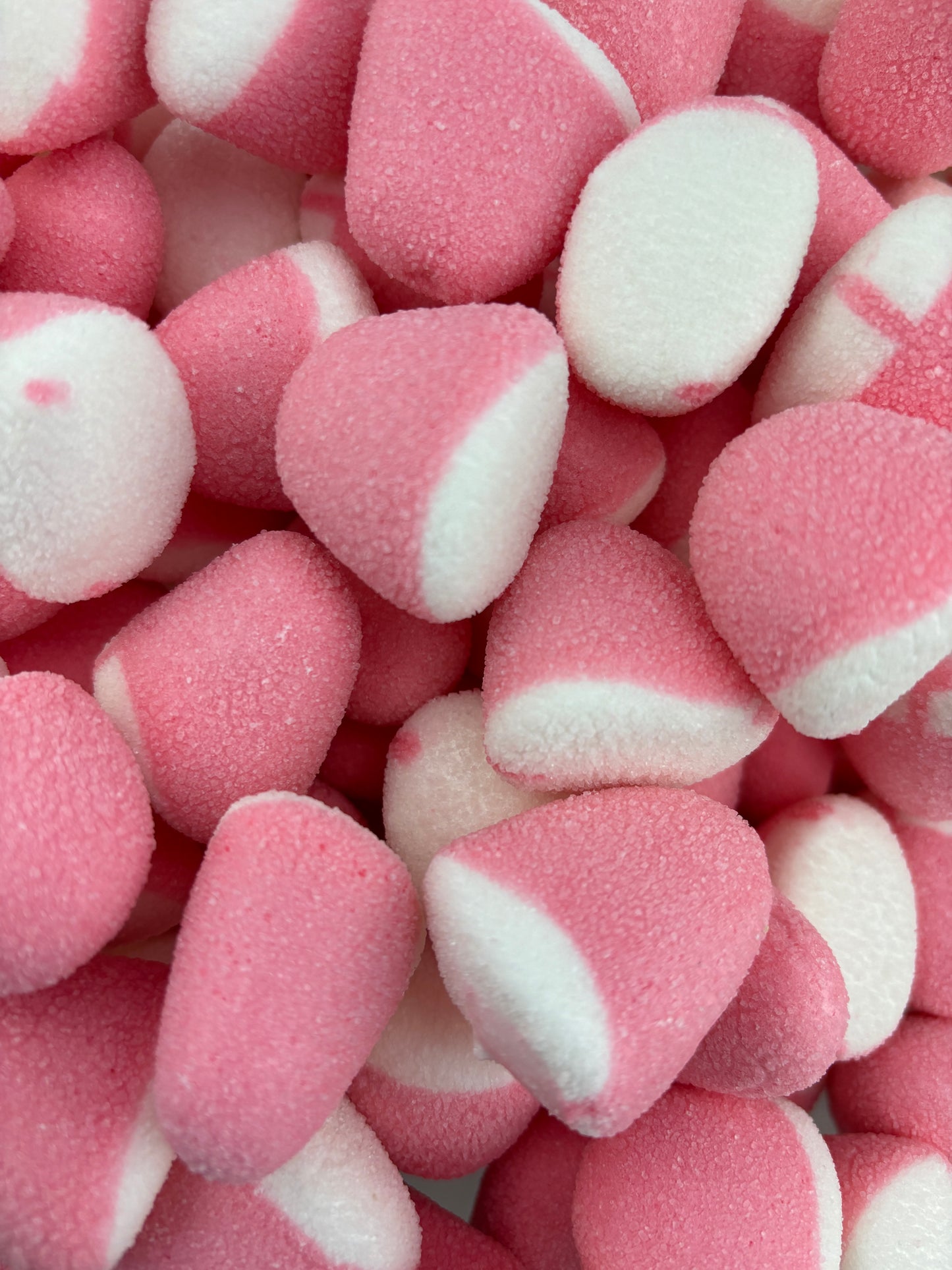 Strawberry Cream Kisses Freeze Dried