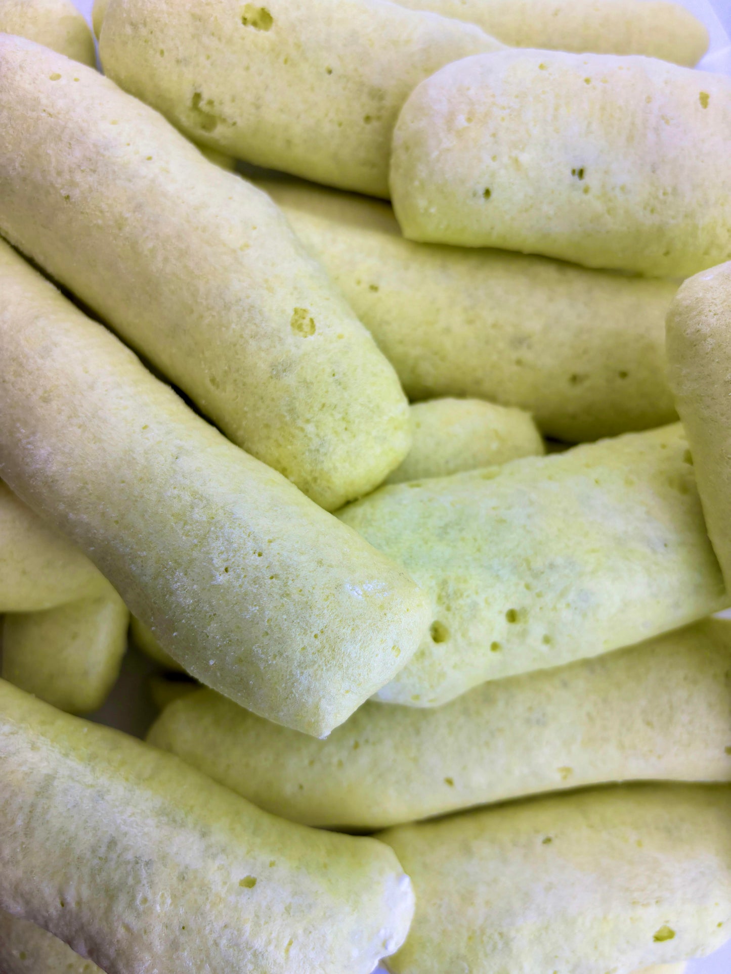 Refreshers Sour Apple Bars Freeze Dried